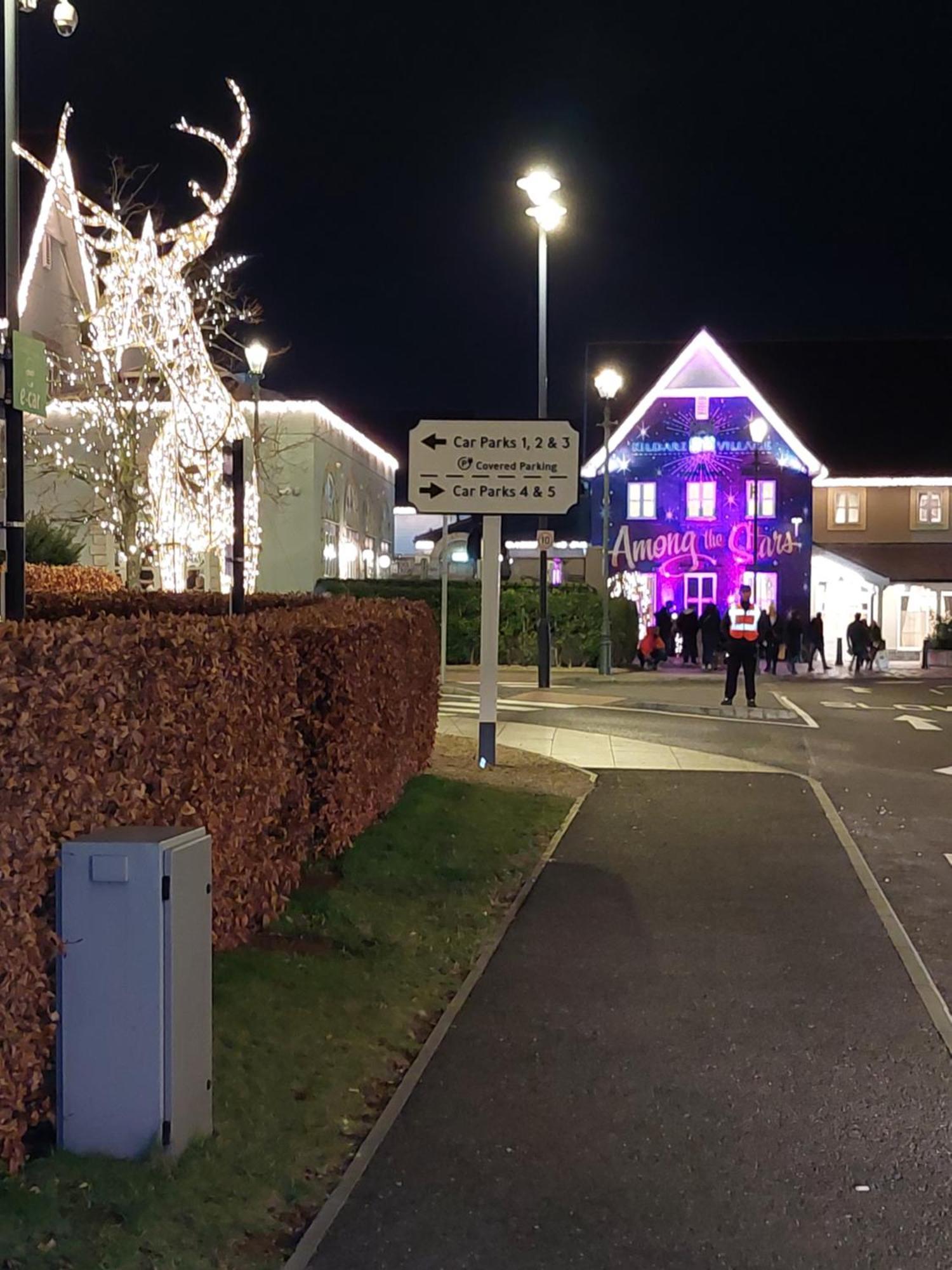 The Veterinary @ Kildare Village エクステリア 写真
