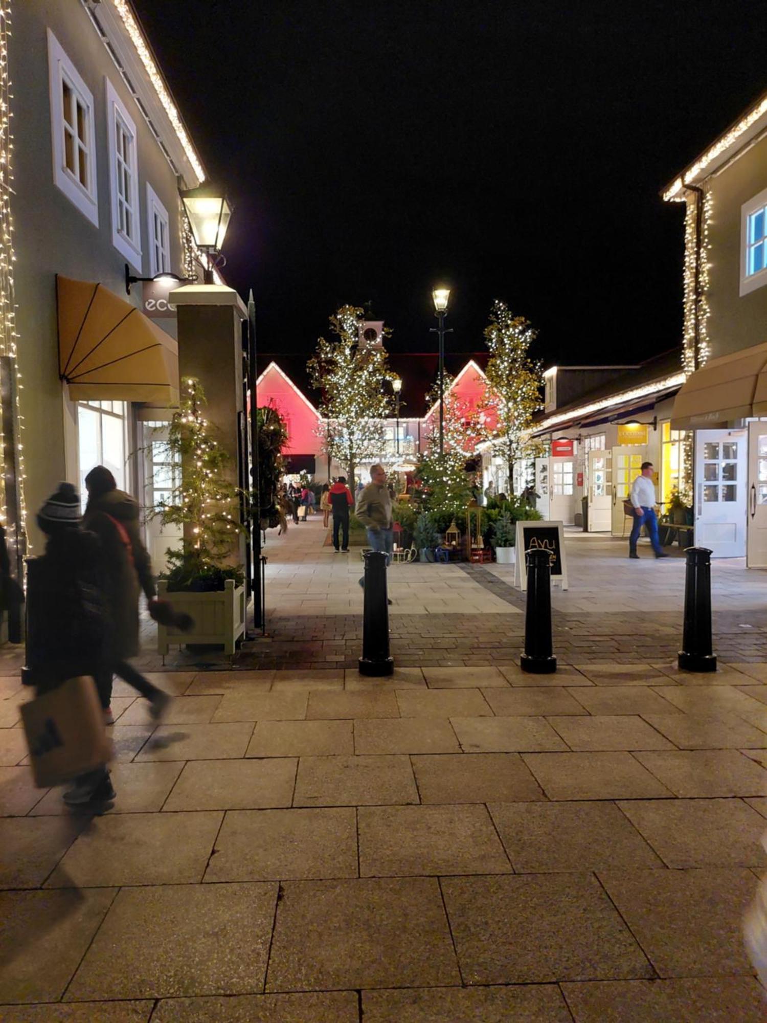The Veterinary @ Kildare Village エクステリア 写真